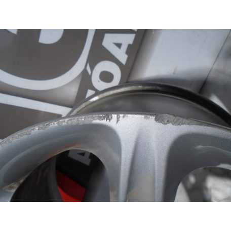 BMW LM Rad Sternspeiche 264 (8,5x18 ET:52) - 1-es sorozat (E81/E87 LCI/E88/E82)