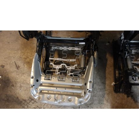 ÁR/DB[GYÁRI BONTOTT] BMW E92 M3 ELSŐ ÜLÉS SZERKEZET 