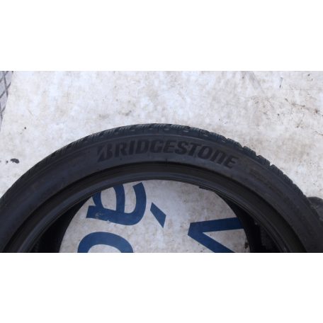 [GYÁRI ÚJSZERŰ] BRIDGESTONE 255/40R19 TÉLI GUMI DOT3922 7.3mm