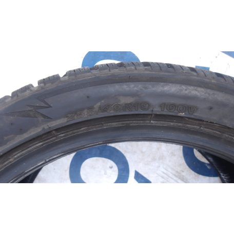 [GYÁRI ÚJSZERŰ] BRIDGESTONE 255/40R19 TÉLI GUMI DOT3922 7.3mm