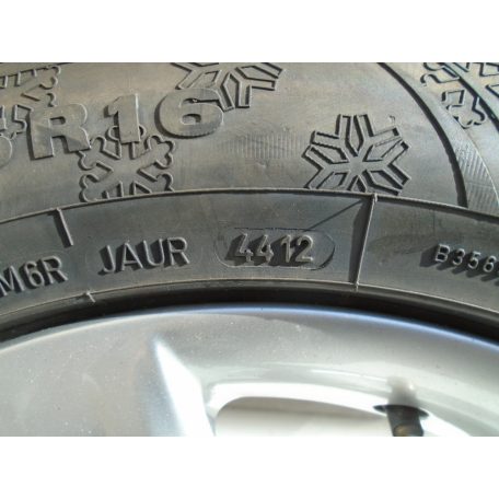 Sternspeiche 391 + 225/55R16 95H Dunlop SPWinterSport 4D* téli gumi BMW 3-as sorozat F30/F31