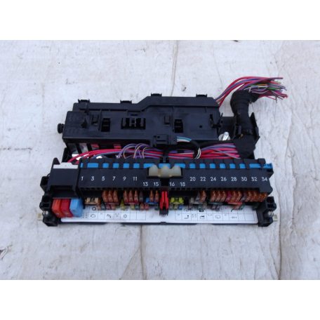 [GYÁRI BONTOTT] BMW BIZTOSÍTÉKTÁBLA | X3 E83 + LCI | 61 13 8387153