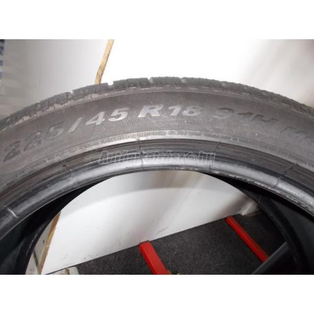 Pirelli sottozero serie2* rsc nyári 225/45r18 91 h tl 2011