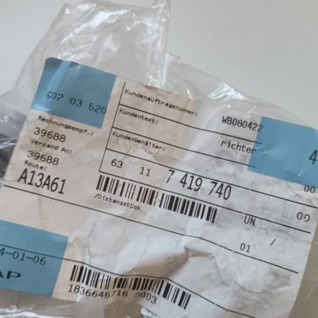 (GYÁRI ÚJ) BMW/MINI Távtartó ÁR/DB
