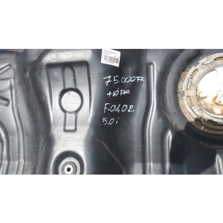 (GYÁRI BONTOTT) BMW F01/F02 5.0i ÜZEMANYAGTARTÁLY N54/N63