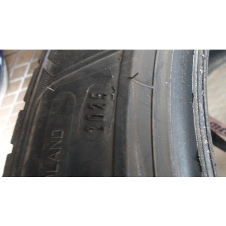  ÁR/DB[GYÁRI HASZNÁLT ] GOODYEAR 245/45R18 100H TÉLI GUMI DOT2025