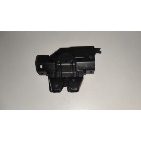 (GYÁRI ÚJ) BMW Csomagtartó zár 1-es E81 / E82 / E87+LCI / E88 / 3-as E90+LCI / E92+LCI / 5-ös E60+LCI / 6-os E63+LCI / E64+LCI / Z4 E85 / Z4 E86