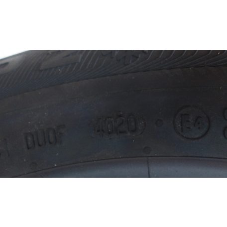 ÁR/DB[GYÁRI ÚJ]SEMPERIT 225/60R17 TÉLI GUMI DOT4020