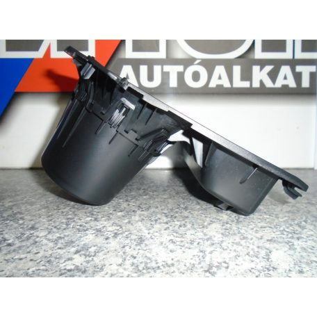 BMW pohártartó