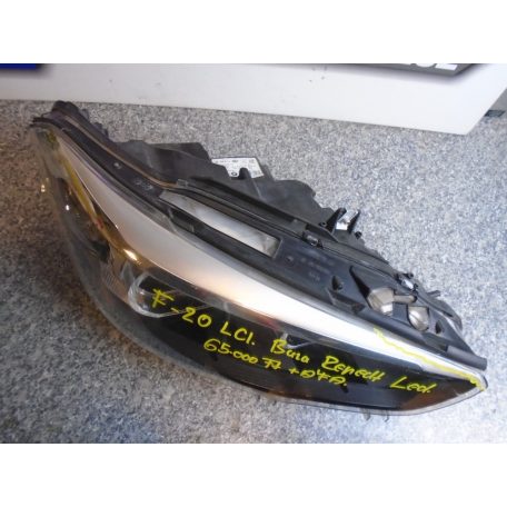 [GYÁRI HASZNÁLT] BMW - LED Fényszóró - Búra repedt! - 1-es / F20 LCI - JOBB OLDALI 