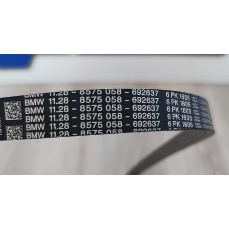 (GYÁRI ÚJ) BMW Hosszbordás szíj 1-es sorozat E81 / E82 / E87 LCI / E88