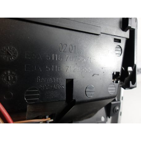 [GYÁRI BONTOTT] BMW KÖZÉPKONZOL ELEM (hamutál; szivargyújtó) | 3-AS E90+LCI; E91+LCI; E92+LCI; E93+LCI | 51 16 7129555- > 51 16 7132380