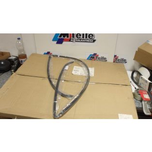   [GYÁRI ÚJ] BMW HÁTSÓ SZÉLVÉDŐ  SZIGETELÉS E92+LCI 7119713