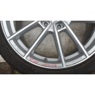 (ÁR/DB)[GYÁRI ÚJ] HYUNDAI I30 TÉLI FELNI 7.5JX18 DUNLOP 225/40R18 DOT2421 8.44mm