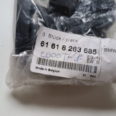 (GYÁRI ÚJ) BMW Ablaktörlő lapát adapter 3-as E46 
