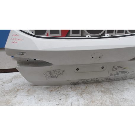 [GYÁRI BONTOTT] BMW G61 5-ÖS CSOMAGTÉRAJTÓ