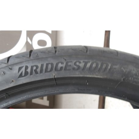 (2DB!)(ÁR/DB)[GYÁRI HASZNÁLT] BRIDGESTONE NYÁRI GUMI 235/35R19 DOT3621 