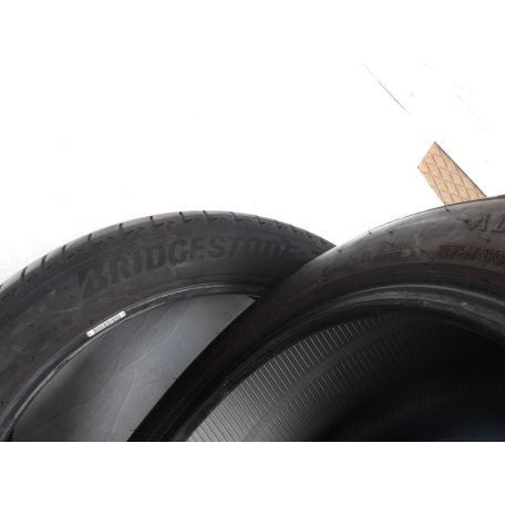 (2DB | ÁR / DB)[GYÁRI HASZNÁLT] BRIDGESTONE 275/40R20 RSC 4921 NYÁRIGUMI