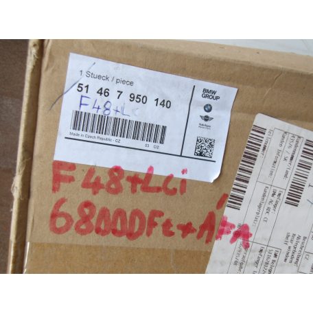 (GYÁRI ÚJ) BMW Kalaptartó F48/LCI