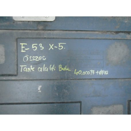 [GYÁRI BONTOTT] BMW - TANK ALATTI ALVÁZVÉDŐ BURKOLAT - X5 / E53 - | 51 71 8408767 | 