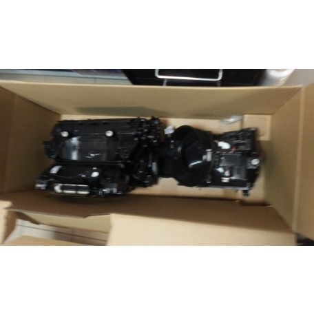 [GYÁRI ÚJ] BMW FŰTÉSBOX TÖMITÉSEKKEL EGYÜTT 9382878 2/3/4-ES G SZÉRIA G01/G02