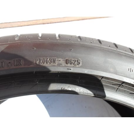 (1DB)[GYÁRI HASZNÁLT] PIRELLI  P-ZERO NYÁRI GUMI "*1" | 275/35R22 104Y DOT: 0625