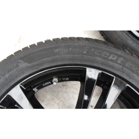 (ÁR/DB)[GYÁRI ÚJ] HYUNDAI KONA TÉLI FELNI 7JX17 HANKOOK 215/50R17 DOT3621