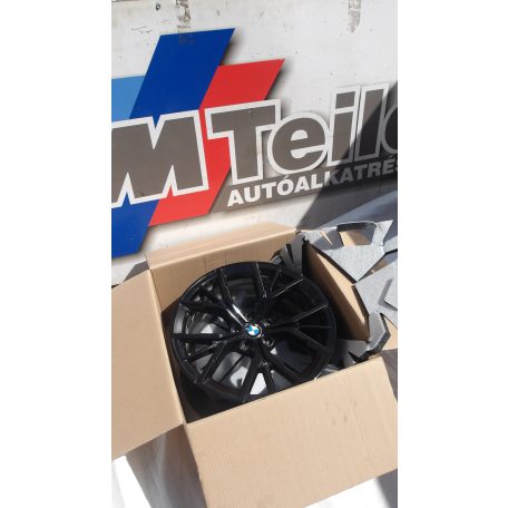 [GYÁRI BONTOTT] BMW G30/G31 FELNI STYLE 845M 9JX19 ET44 8747406