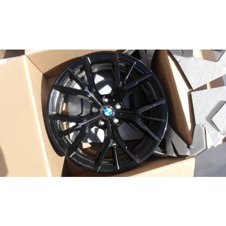 [GYÁRI BONTOTT] BMW G30/G31 FELNI STYLE 845M 9JX19 ET44 8747406