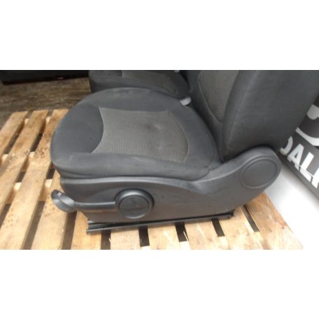 [GYÁRI BONTOTT] MINI R56 SZÖVET BELSŐ 
