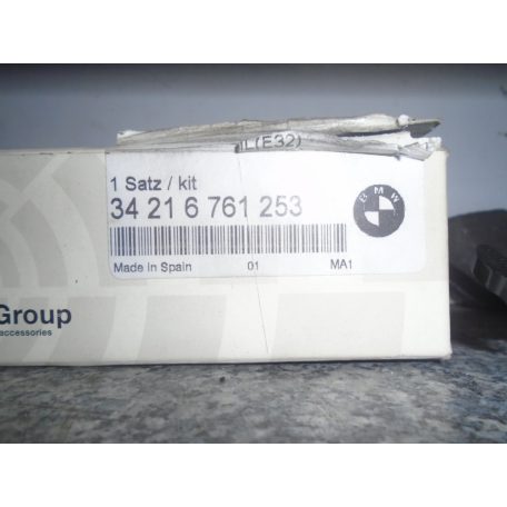 [GYÁRI ÚJ] BMW - HÁTSÓ FÉKBETÉT SZETT - M3 (E30), M3 (E36), M Z3 (E36/7), M5 (E34), 730i/735i/735l (E32)