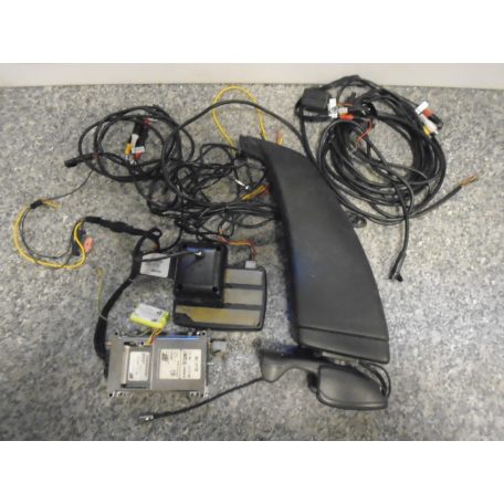 [GYÁRI BONTOTT] BMW - TELEFON KIHANGOSÍTÓ SZETT | E53 / X5 | 84130028850