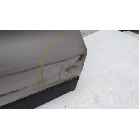  [GYÁRI BONTOTT] HYUNDAI TUCSON JOBB HÁTSÓ AJTÓ 