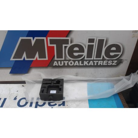 [GYÁRI ÚJ] BMW F45/F46 F39/F48  CSOMAGTARTÓ TÁROLÓ 6877572
