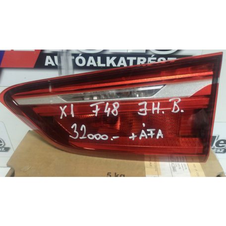 (GYÁRI ÚJ) BMW X1 F48 JOBB HÁTSÓ BELSŐ LÁMPA 2710634