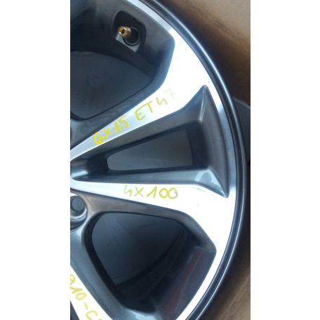 [GYÁRI BONTOTT] HYUNDAI I20 52910-C8800 FELNI SZETT 6X15 ET47 4X100