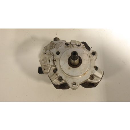 [GYÁRI BONTOTT] BMW E60 306D3 magasnyomású pumpa 7798333