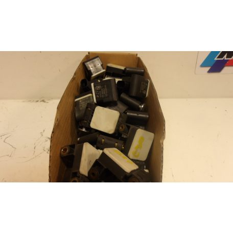 [GYÁRI BONTOTT] BMW E8X/E9X E71/E70 E84/E83 GYORSULÁS SZENZOR/SPEED SENSOR 6911003