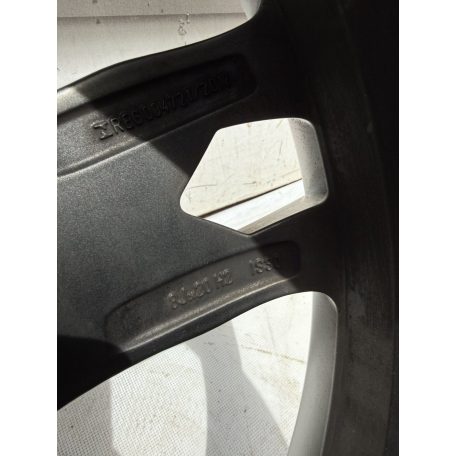 [GYÁRI BONTOTT] BMW G30/G31 FELNI STYLE 668M 7855087 8JX20 ET30 