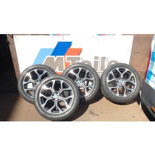   ÁR/DB (GYÁRI BONTOTT) BMW F48/F48LCI/F39 FELNI SZETT STYLING 579 7.5J; ET 51; 5X112 NYÁRI GUMIVAL