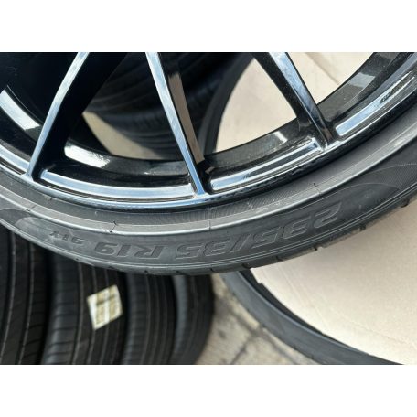ÁR/DB GYÁRI ÚJ TOMASON KBA 53620 FELNI 8.5JX19 ET45 PIRELLI PZERO NYÁRI GUMI 235/35R19 DOT0922 