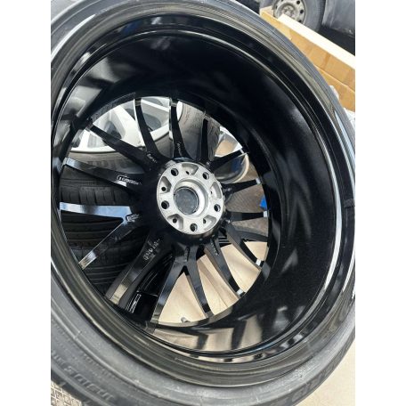 ÁR/DB GYÁRI ÚJ TOMASON KBA 53620 FELNI 8.5JX19 ET45 PIRELLI PZERO NYÁRI GUMI 235/35R19 DOT0922 