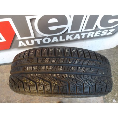 [GYÁRI HASZNÁLT] PIRELLI SOTTOZERO | RSC | DOT 1718| 4mm | 225/55R17