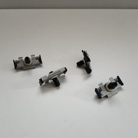 (GYÁRI ÚJ)BMW Kapocs i3 I01+LCI. ÁR / DB 