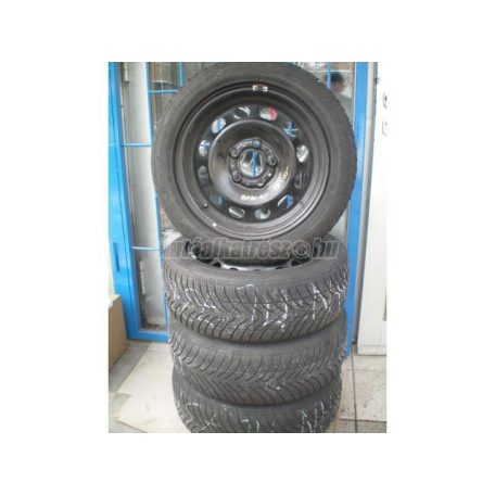 Goodyear eagle ultragrip rsc téli 195/55r16 87 h tl 2008  / gyári acélfelni 16x6,5 - bmw 1-es sorozat es e81 e87 + lci e82...