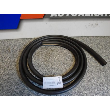 BMW F10 +LCI /F11+ LCI Motorháztető szigetelő gumi Hátsó /Gyári új/