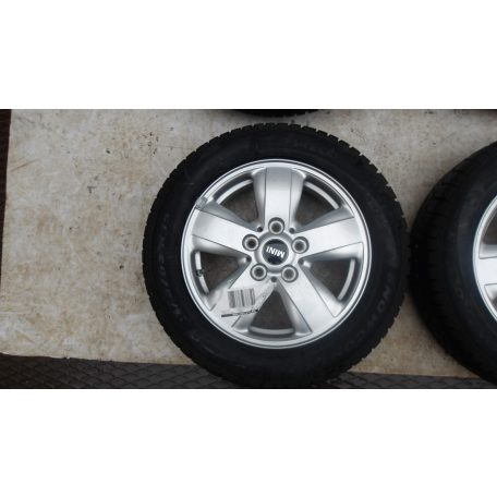 ÁR/DB[GYÁRI ÚJ] MINI TÉLI FELNI SZETT F55/F56/F57 2460622 PIRELLI 175/65R15 DOT2623
