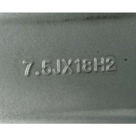 ÁR/DB! [UTÁNGYÁRTOTT BONTOTT] ALUTEC ALUFELNI GARNITÚRA 18" TÉLI GUMIVAL ÉS SZENZORRAL - (BMW-HEZ, G01 ; G02 ) - 225 / 60 R18 - 104H - NOKIAN WR SUV 4 - DOT: 2419 ;  5,7mm 