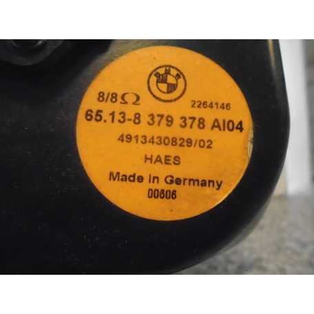 [GYÁRI BONTOTT] BMW - HÁTSÓ MÉLYNYOMÓ | DSP - SUBWOOFER | E53 / X5 | 8379378