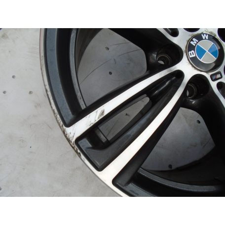 Használt BMW - Alufelni 19" (kis karccal) (orbitgrey)  1db / 3-as F30+LCI, F31+LCI / 4-es F32, F33 , F36 Grandcoupé